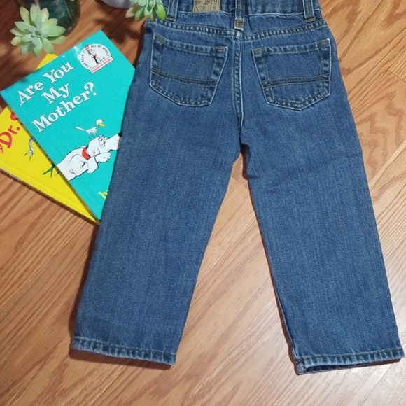 Distress Jean's size 2t - Picture 5 of 8